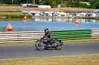 Vintage-motorcycle-club;eventdigitalimages;mallory-park;mallory-park-trackday-photographs;no-limits-trackdays;peter-wileman-photography;trackday-digital-images;trackday-photos;vmcc-festival-1000-bikes-photographs